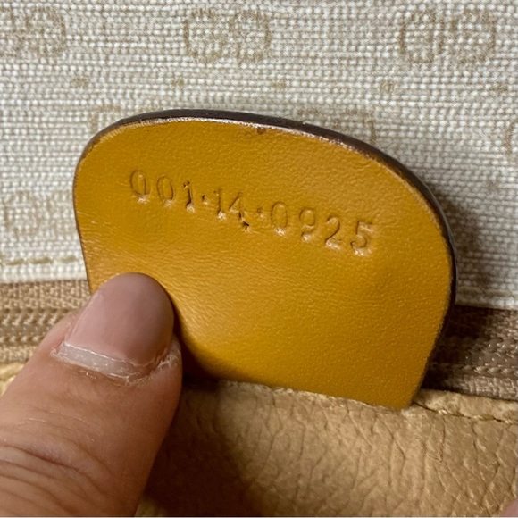GUCCI Vintage Micro GG Monogram Flap Shoulder Bag - Picture 11 of 11